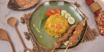 NASI GORENG (ARROZ FRITO INDONÉSIO)